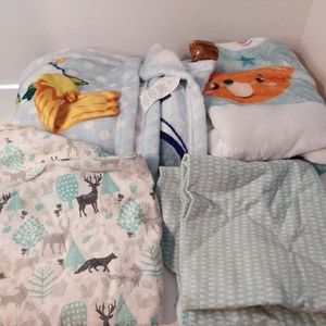 Baby Blanket Lot of 4.